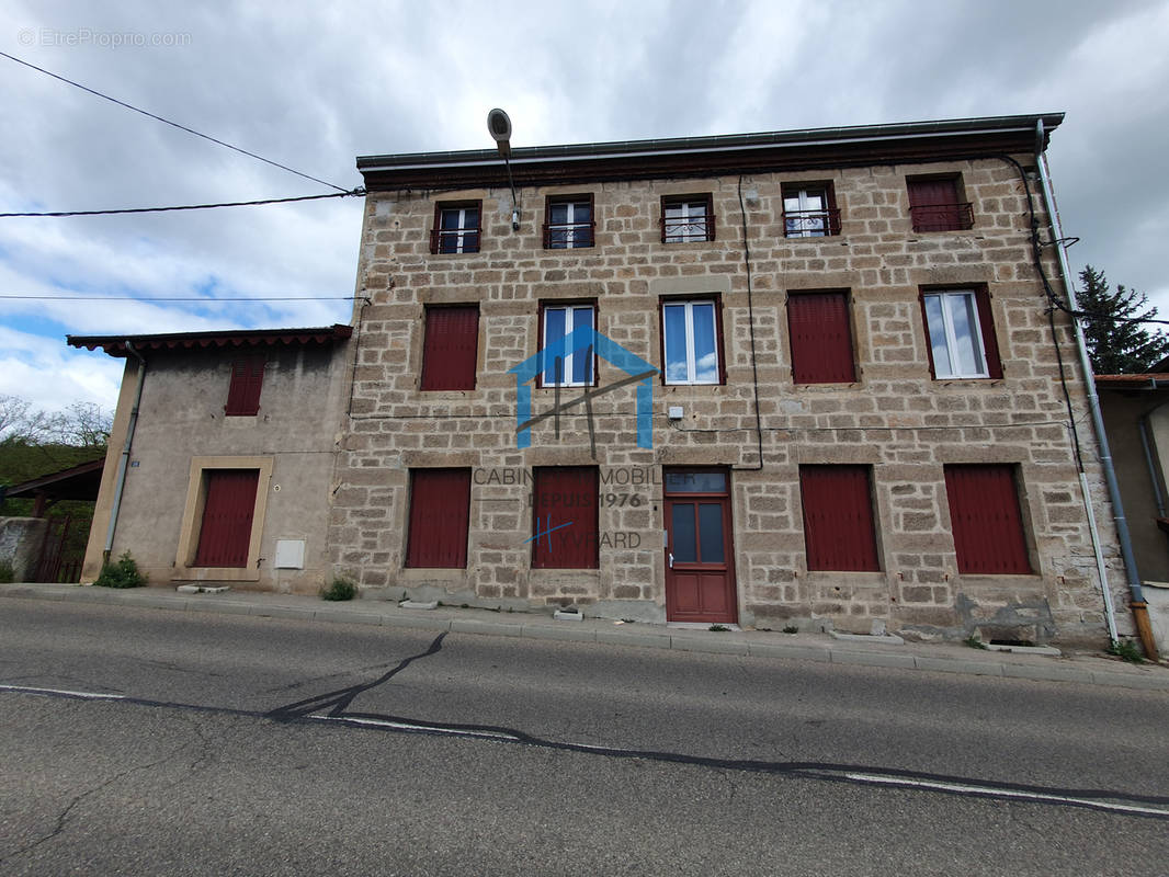 Appartement à RIVE-DE-GIER