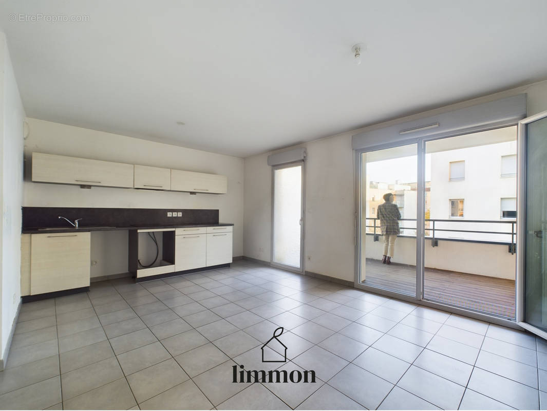 Appartement à LYON-8E