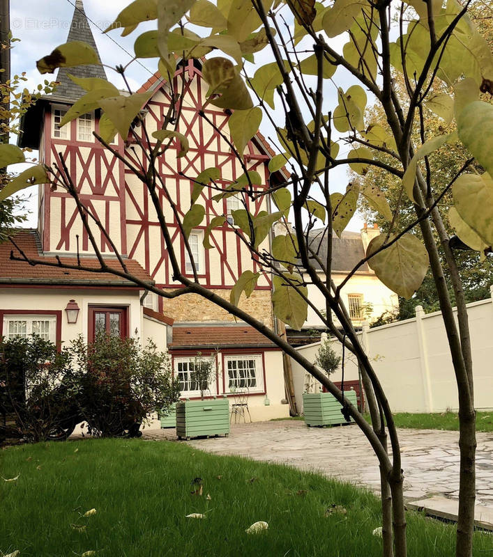 Maison à SAINT-GRATIEN