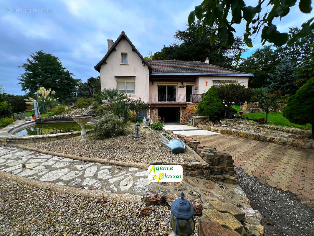 Maison à VOUNEUIL-SUR-VIENNE