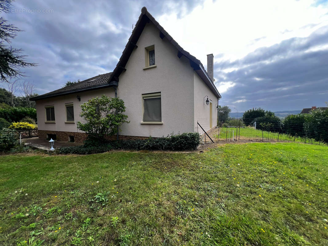 Maison à VOUNEUIL-SUR-VIENNE