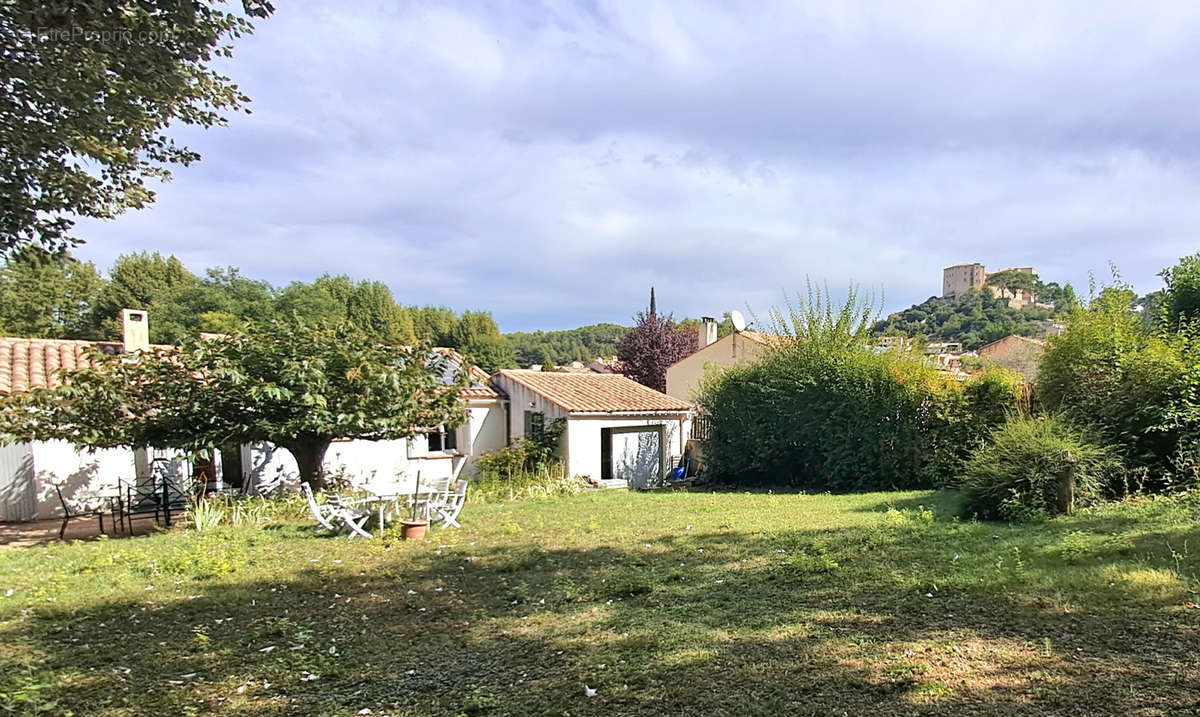 Maison à MEYRARGUES