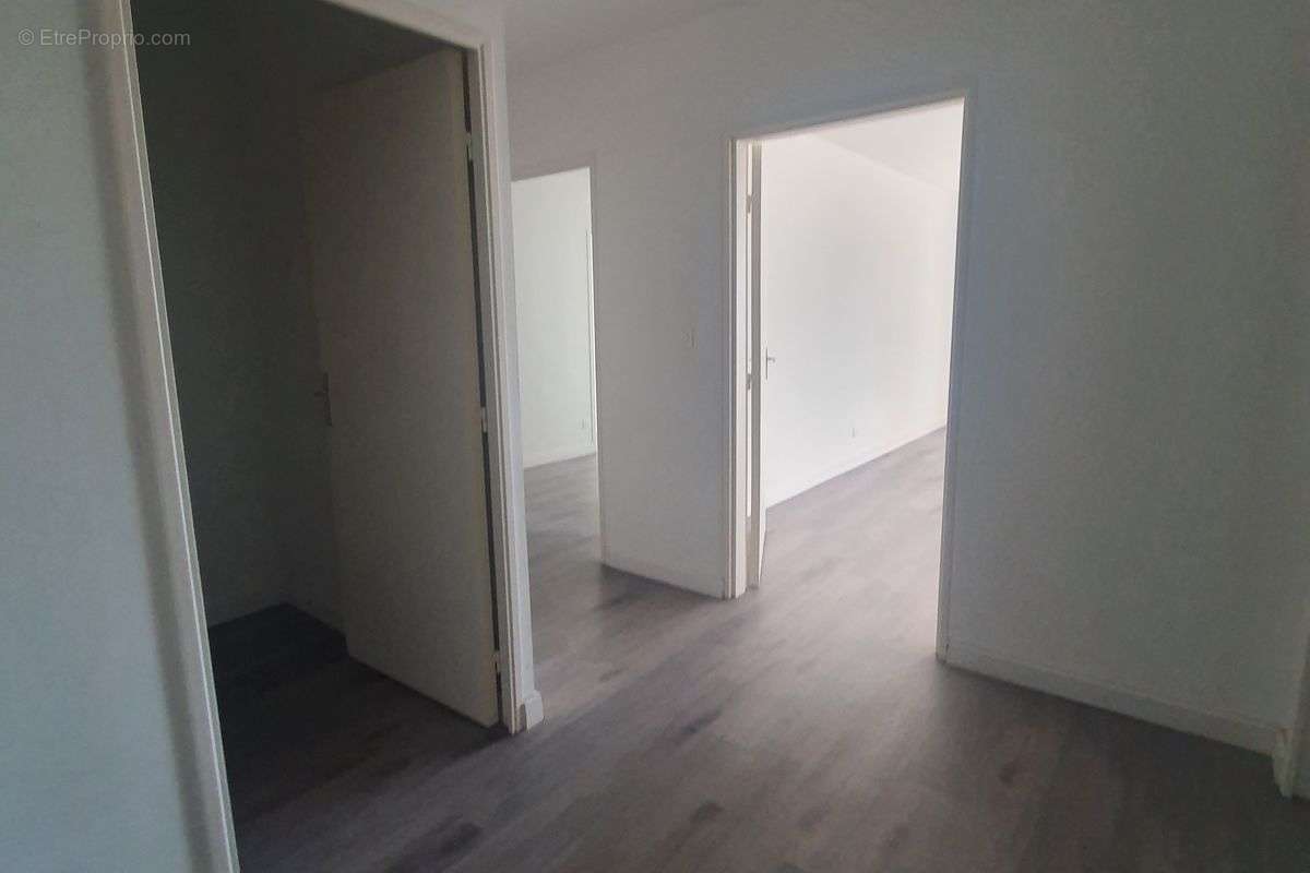 Appartement à MARSEILLE-11E