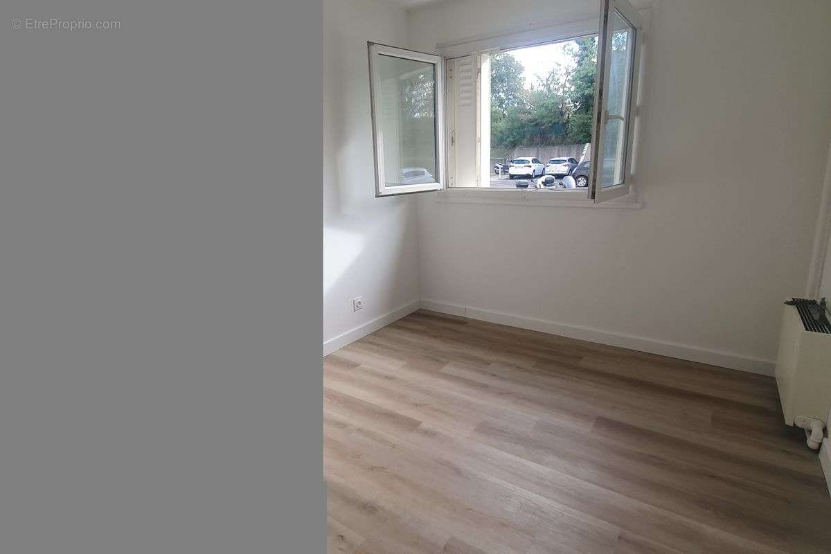 Appartement à MARSEILLE-11E