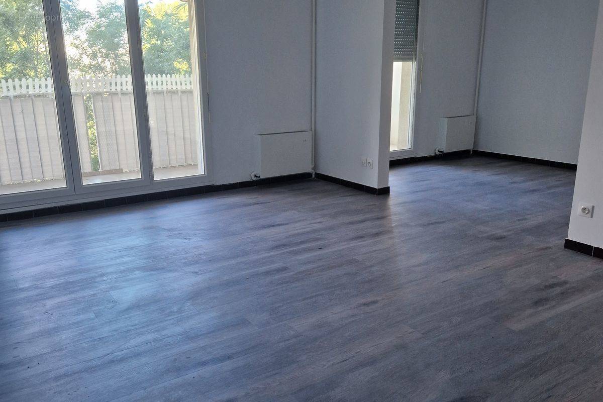 Appartement à MARSEILLE-11E