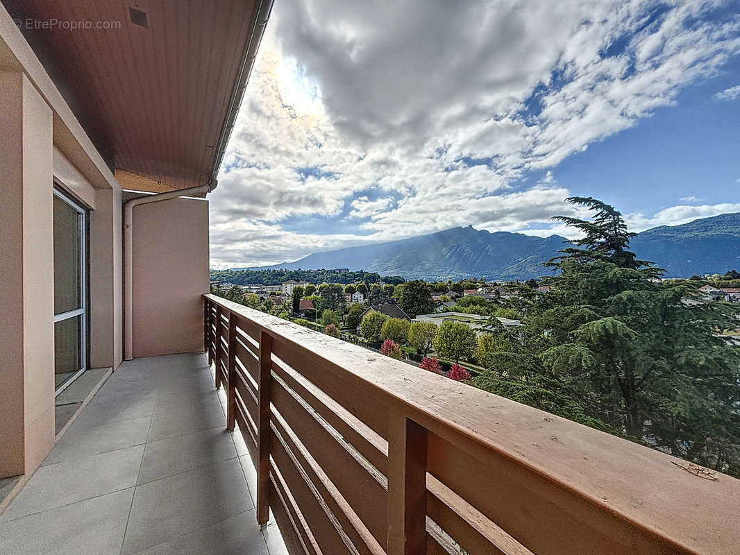 Appartement à AIX-LES-BAINS