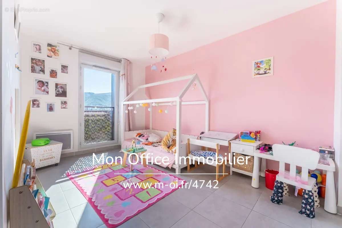 Appartement à MARSEILLE-11E