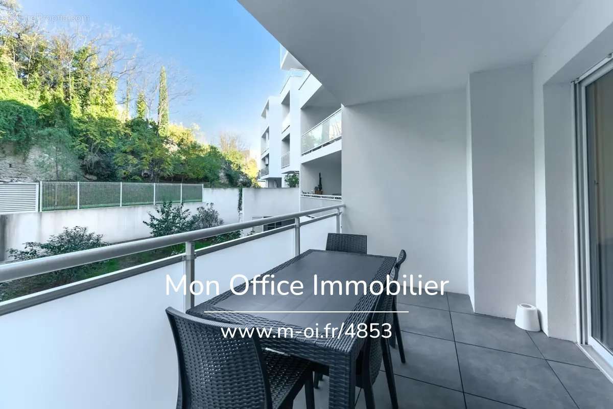 Appartement à MARSEILLE-11E