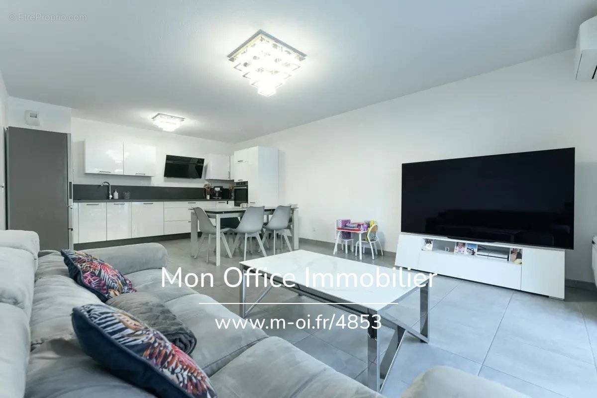 Appartement à MARSEILLE-11E