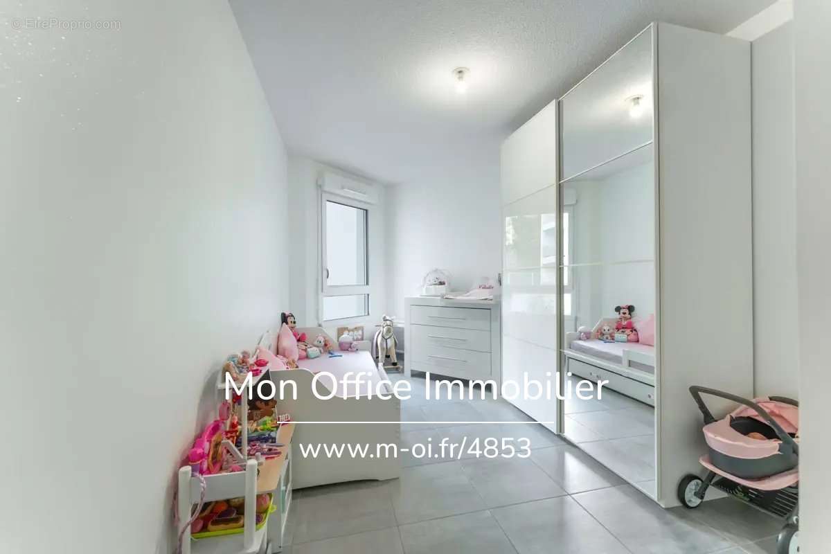 Appartement à MARSEILLE-11E