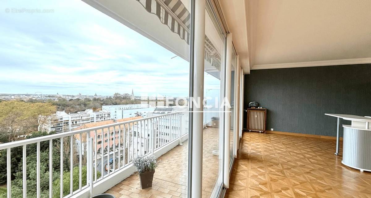 Appartement à LA ROCHELLE