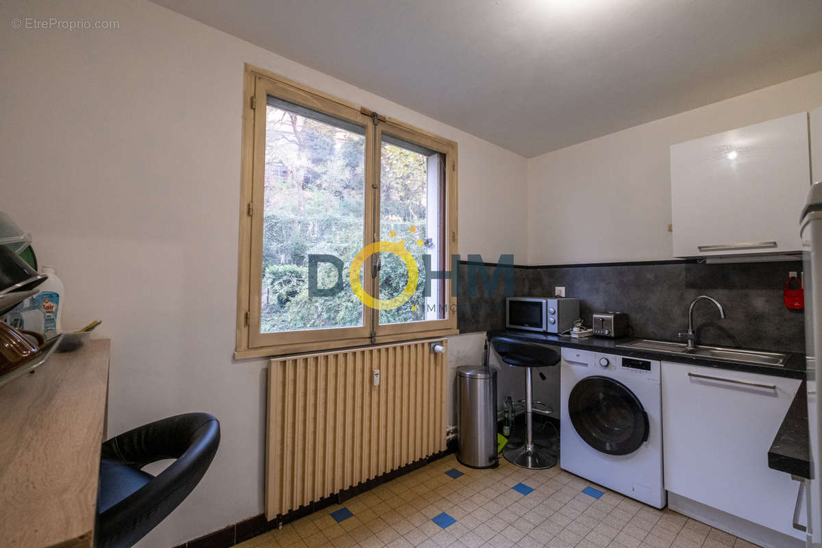 Appartement à SAINT-ETIENNE