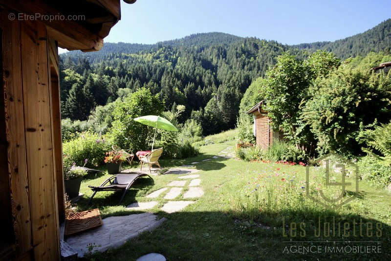 Appartement à LA BAUME