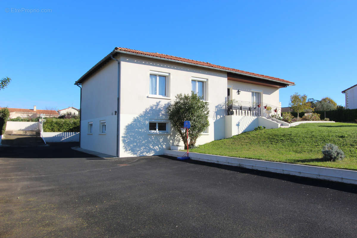 Maison à NIORT