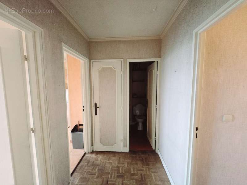 Appartement à MONTROUGE