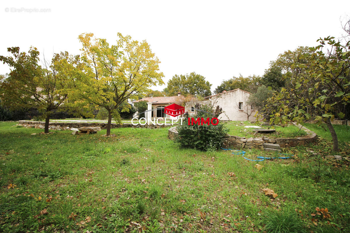 Maison à LORGUES