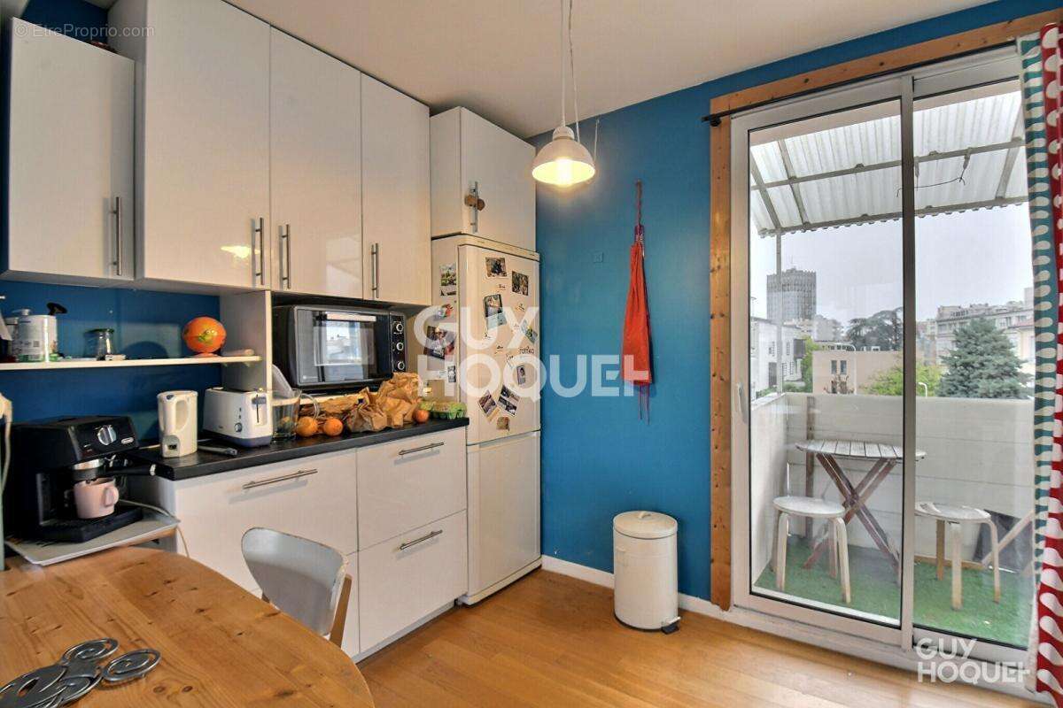 Appartement à LYON-8E