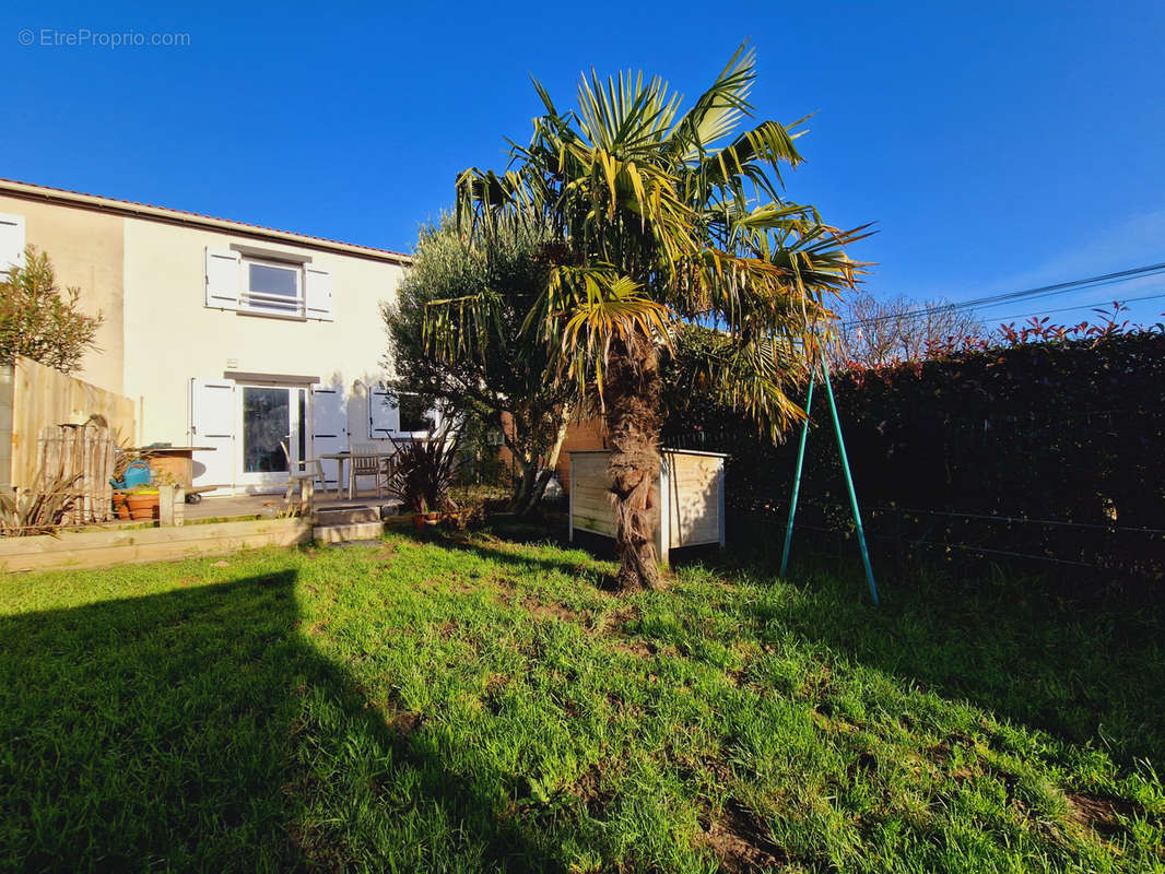 Maison à SAINT-SEBASTIEN-SUR-LOIRE