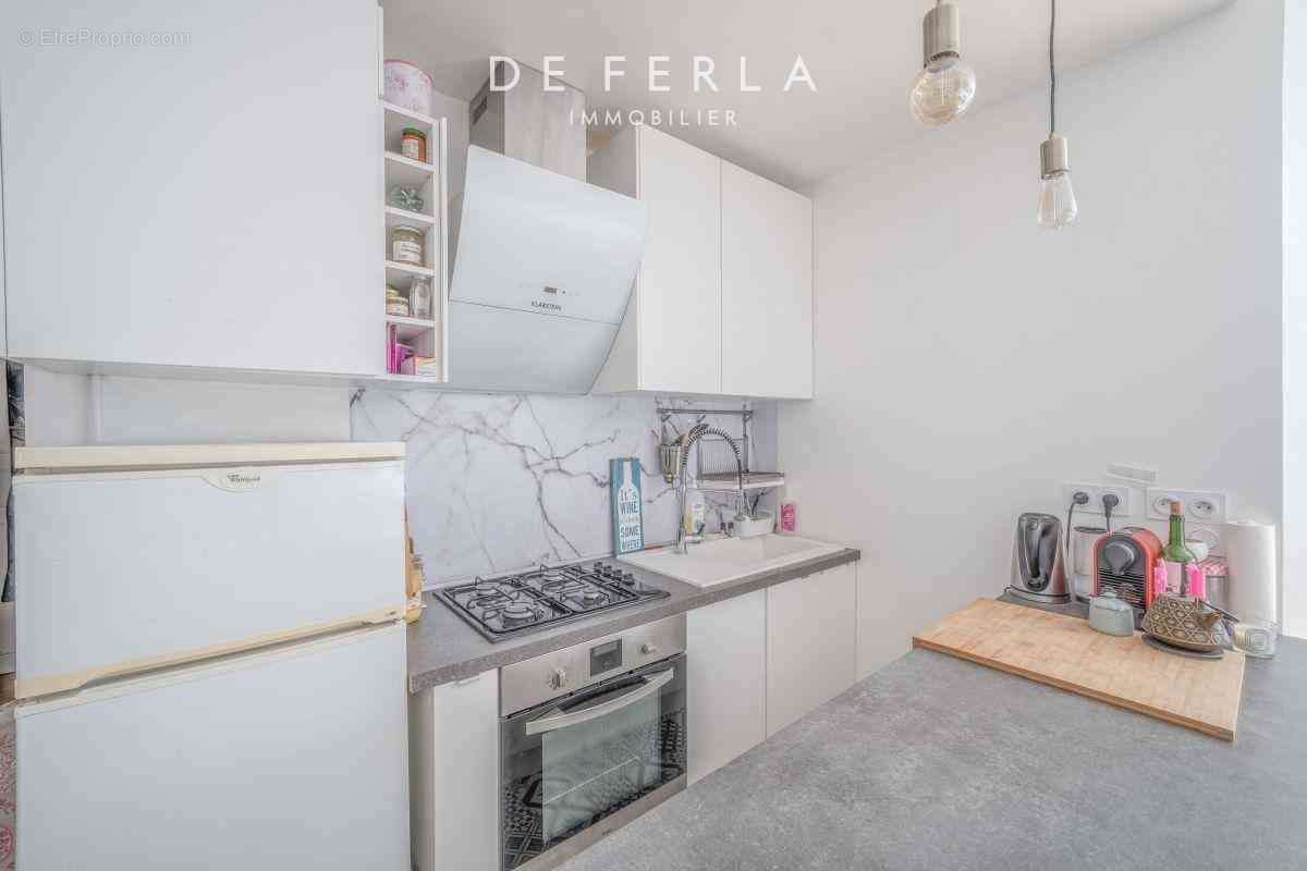 Appartement à PARIS-7E