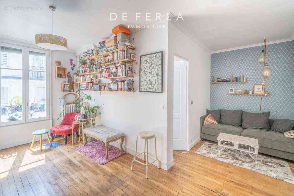 Appartement à PARIS-7E