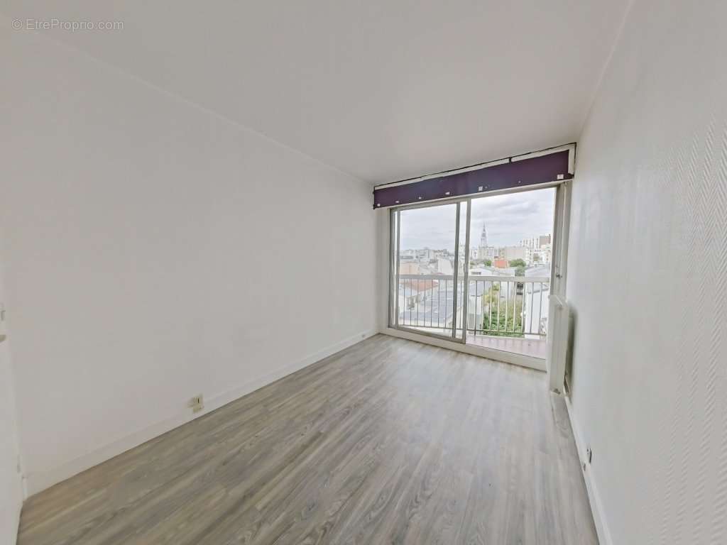 Appartement à PARIS-20E