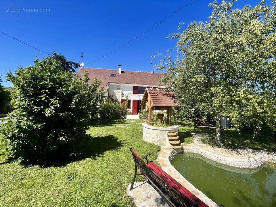 Maison à LONGUEVILLE