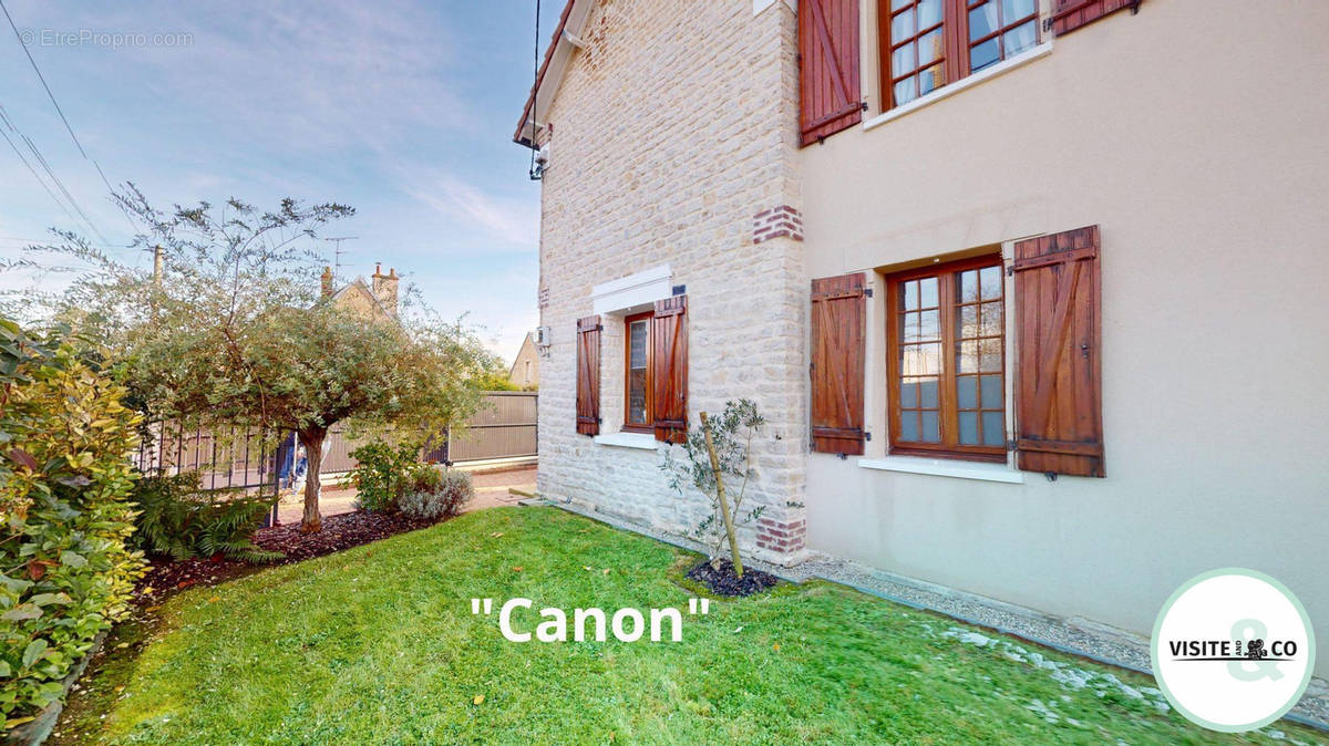 Maison à MEZIDON-CANON