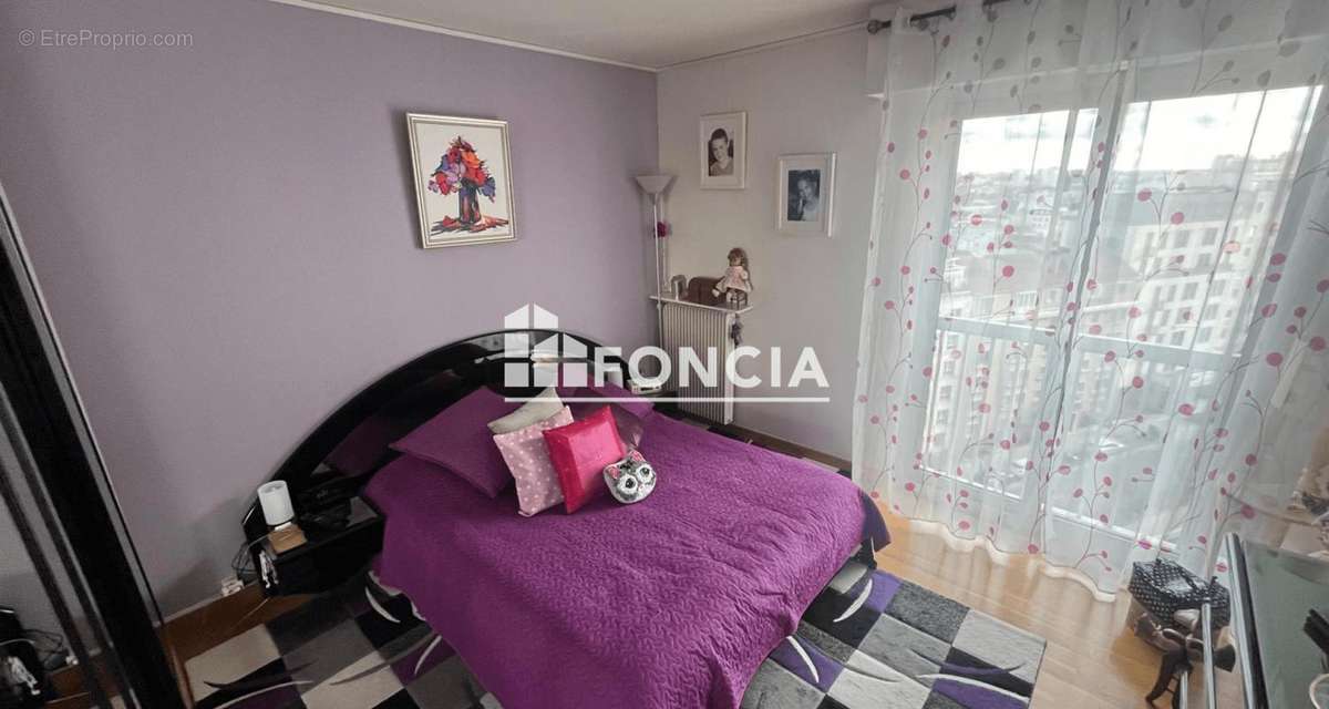 Appartement à BOURG-LA-REINE