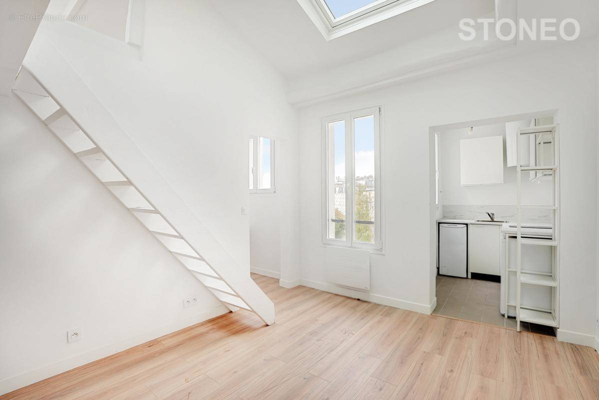 Appartement à PARIS-15E