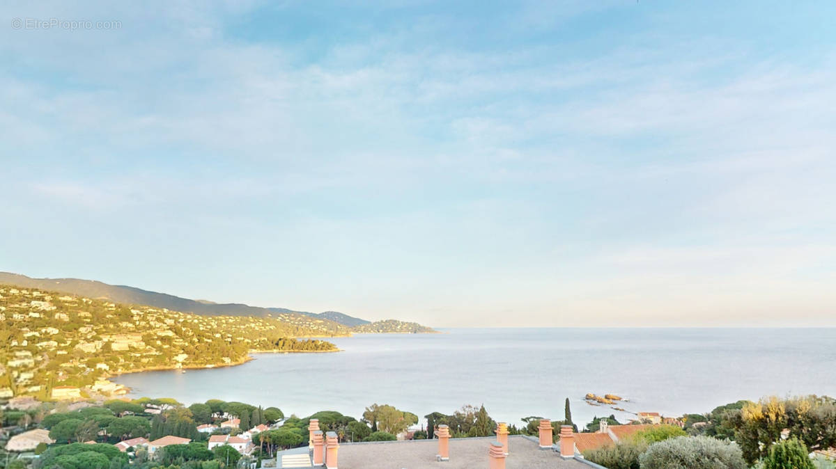 Appartement à LE LAVANDOU