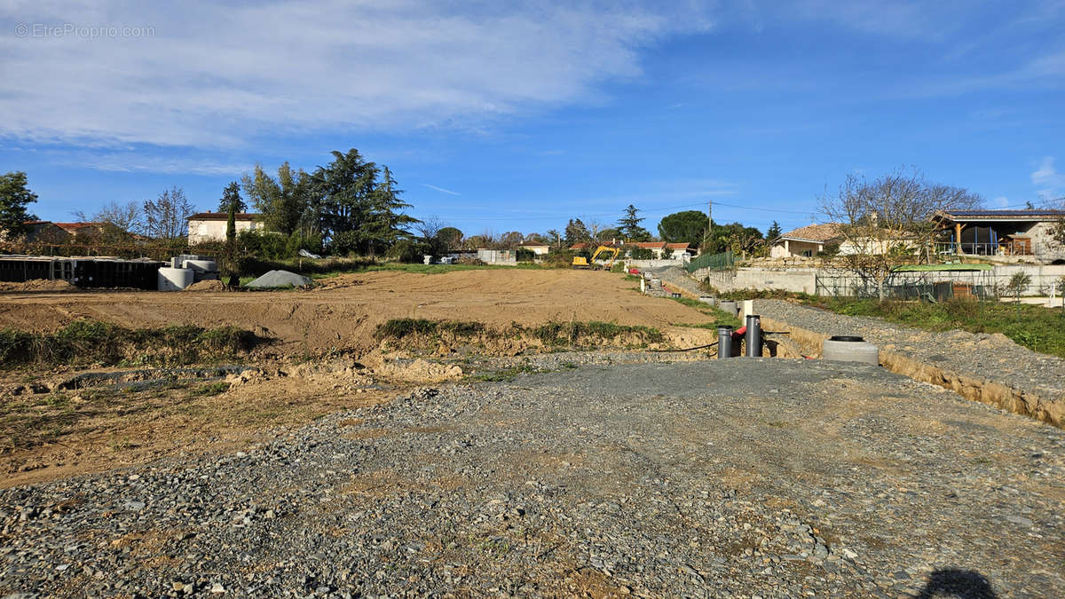 Terrain à ARTHES