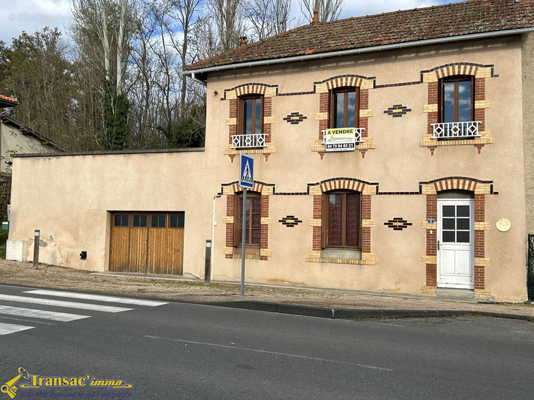 Maison à PASLIERES