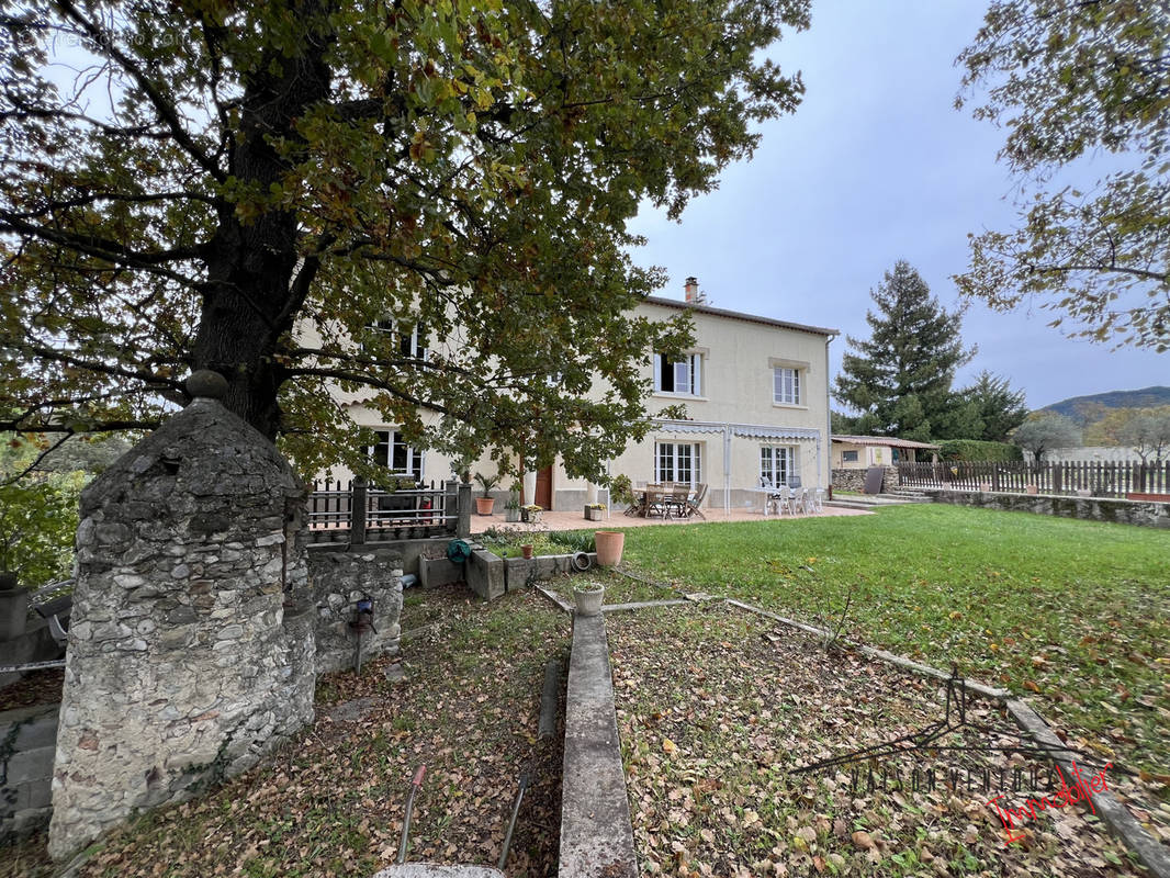 Maison à VAISON-LA-ROMAINE