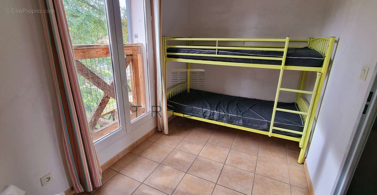 Appartement à BARBASTE