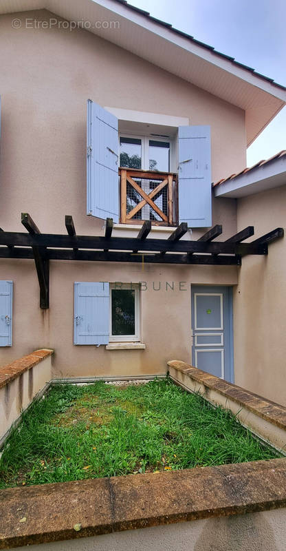 Appartement à BARBASTE