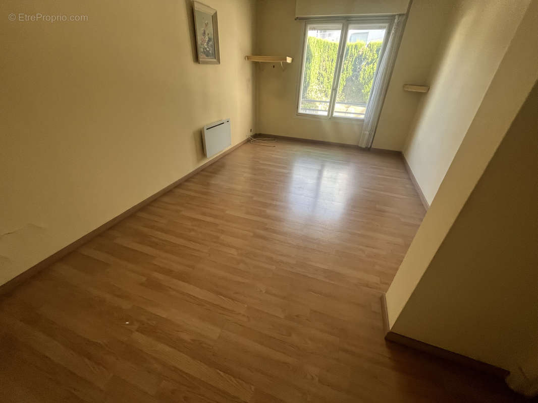 Appartement à VALLAURIS