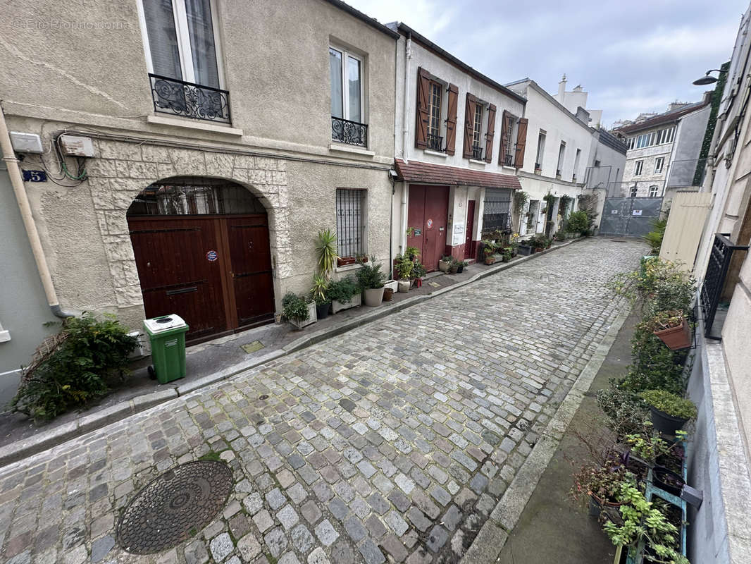 Appartement à PARIS-18E