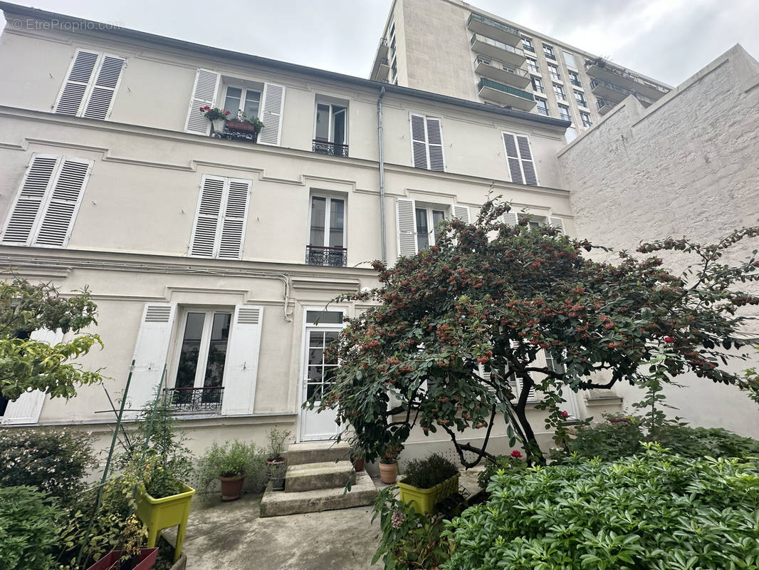 Appartement à PARIS-12E