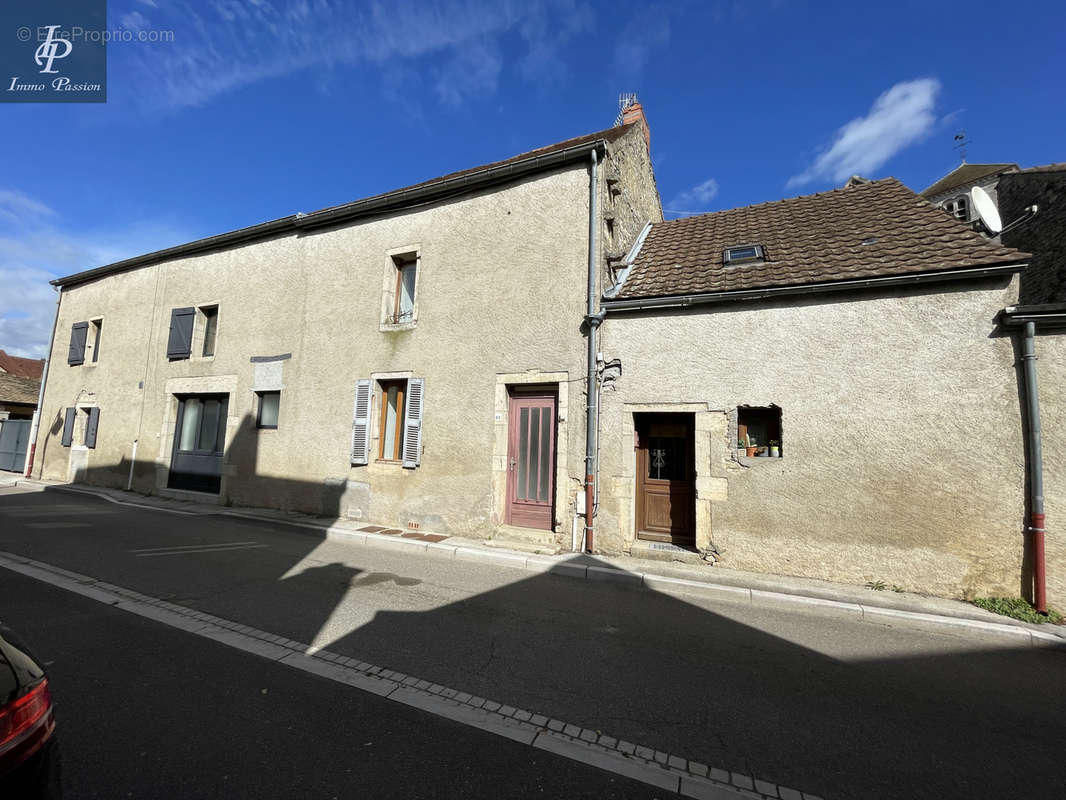 Appartement à NUITS-SAINT-GEORGES