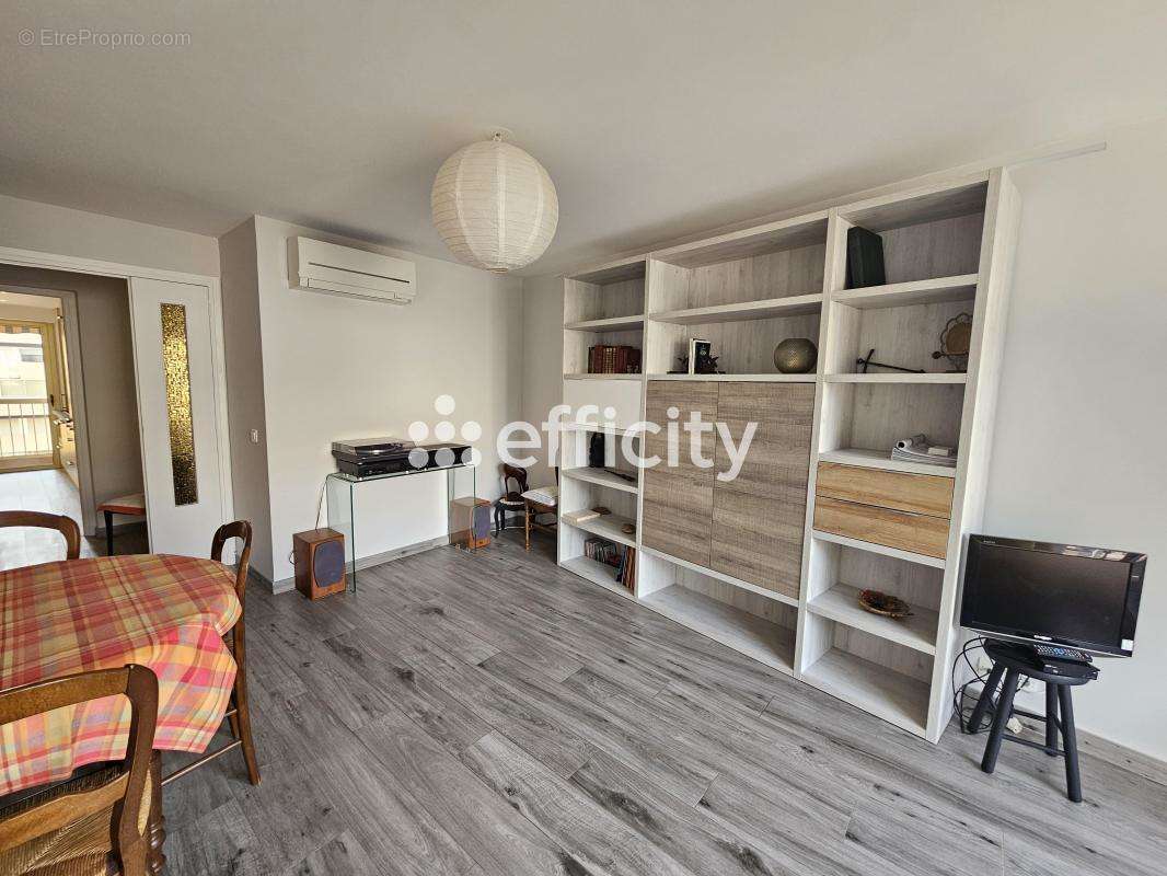 Appartement à SAINT-RAPHAEL