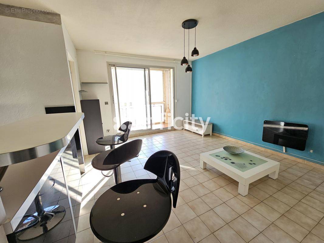 Appartement à AUBAGNE