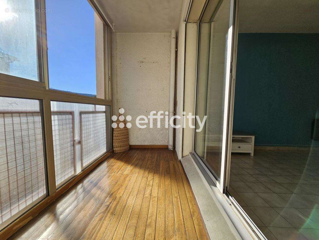 Appartement à AUBAGNE