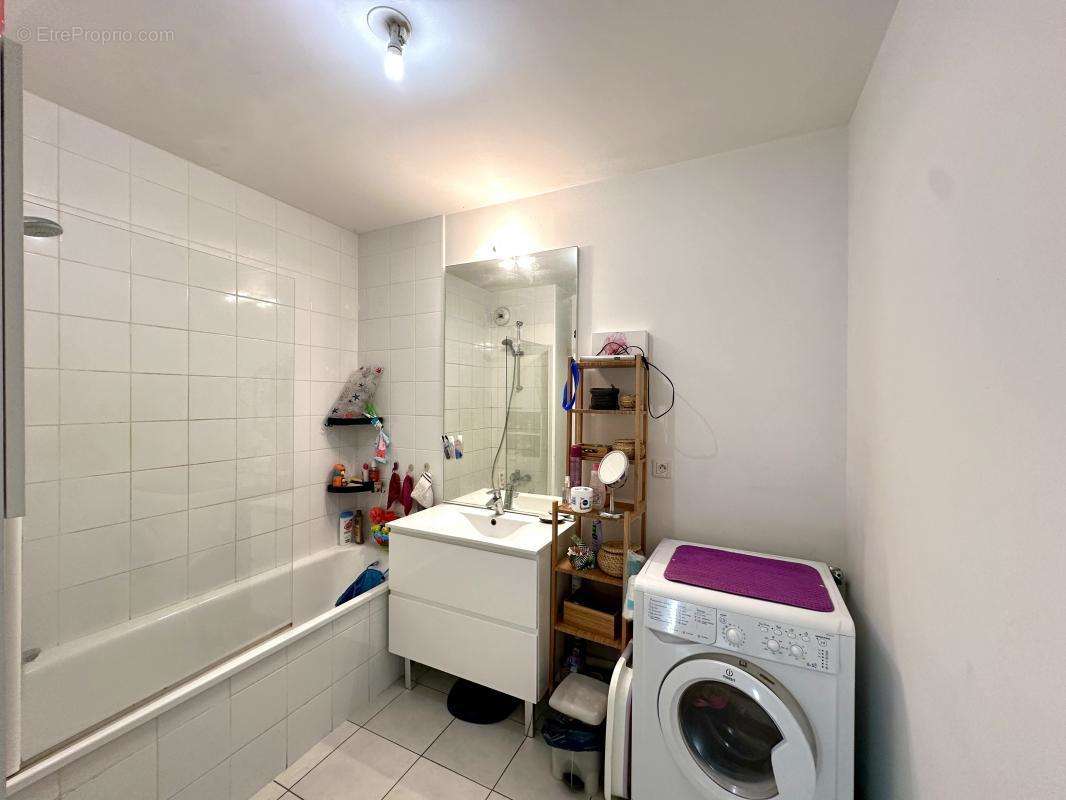 Appartement à LYON-8E