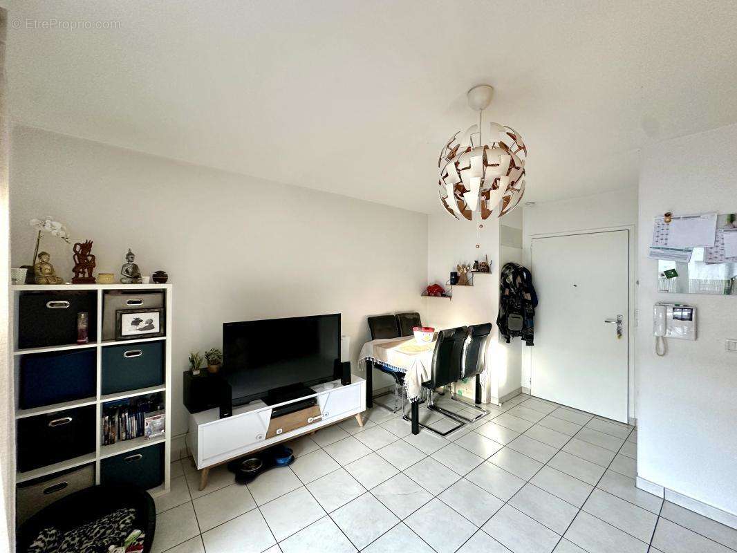 Appartement à LYON-8E