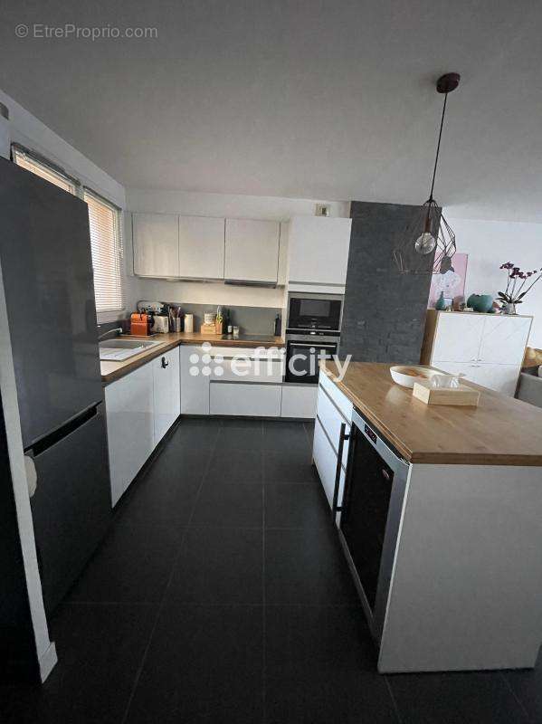 Appartement à MONTIGNY-LE-BRETONNEUX