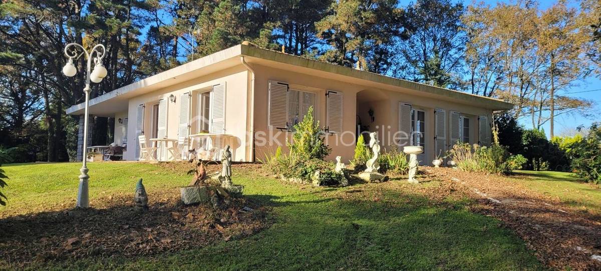 Maison à LA BOISSIERE-DES-LANDES