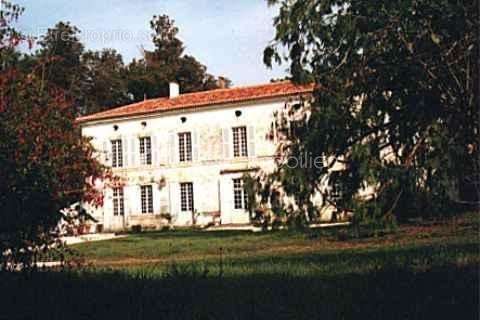 Maison à SAINT-GERMAIN-DE-MARENCENNES