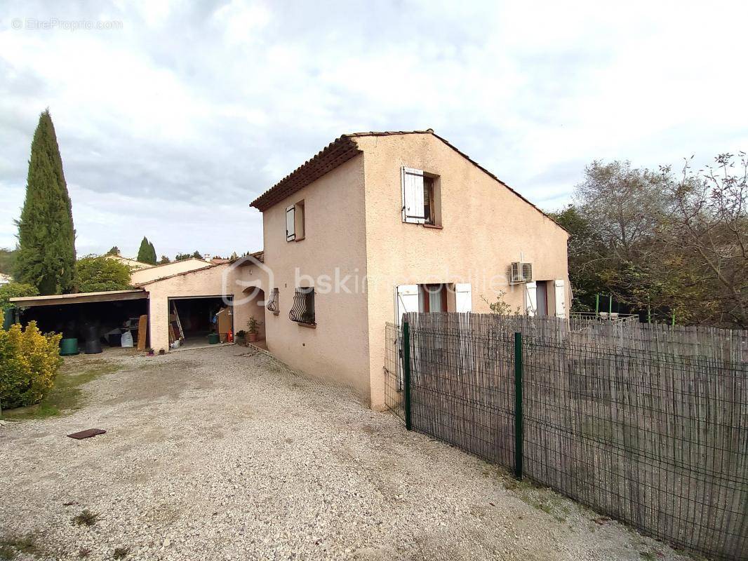 Maison à PIERREVERT