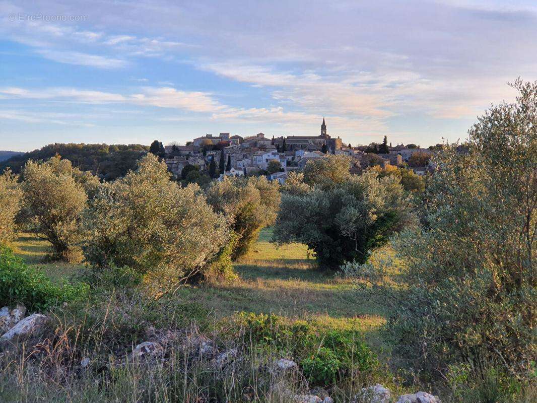 Terrain à UZES