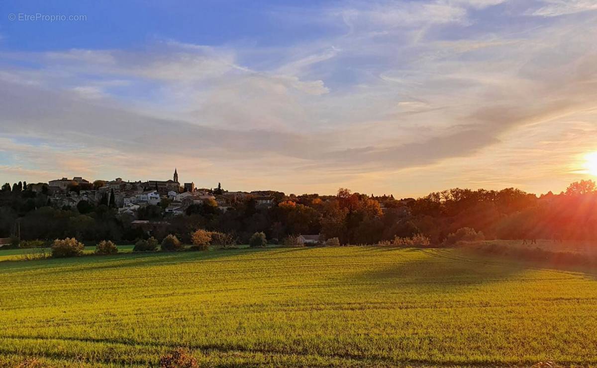 Terrain à UZES